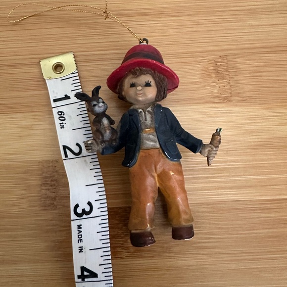 Vintage Bradford Christmas Ornament Hong Kong 80s country kid, rabbit & carrot. - Picture 3 of 8